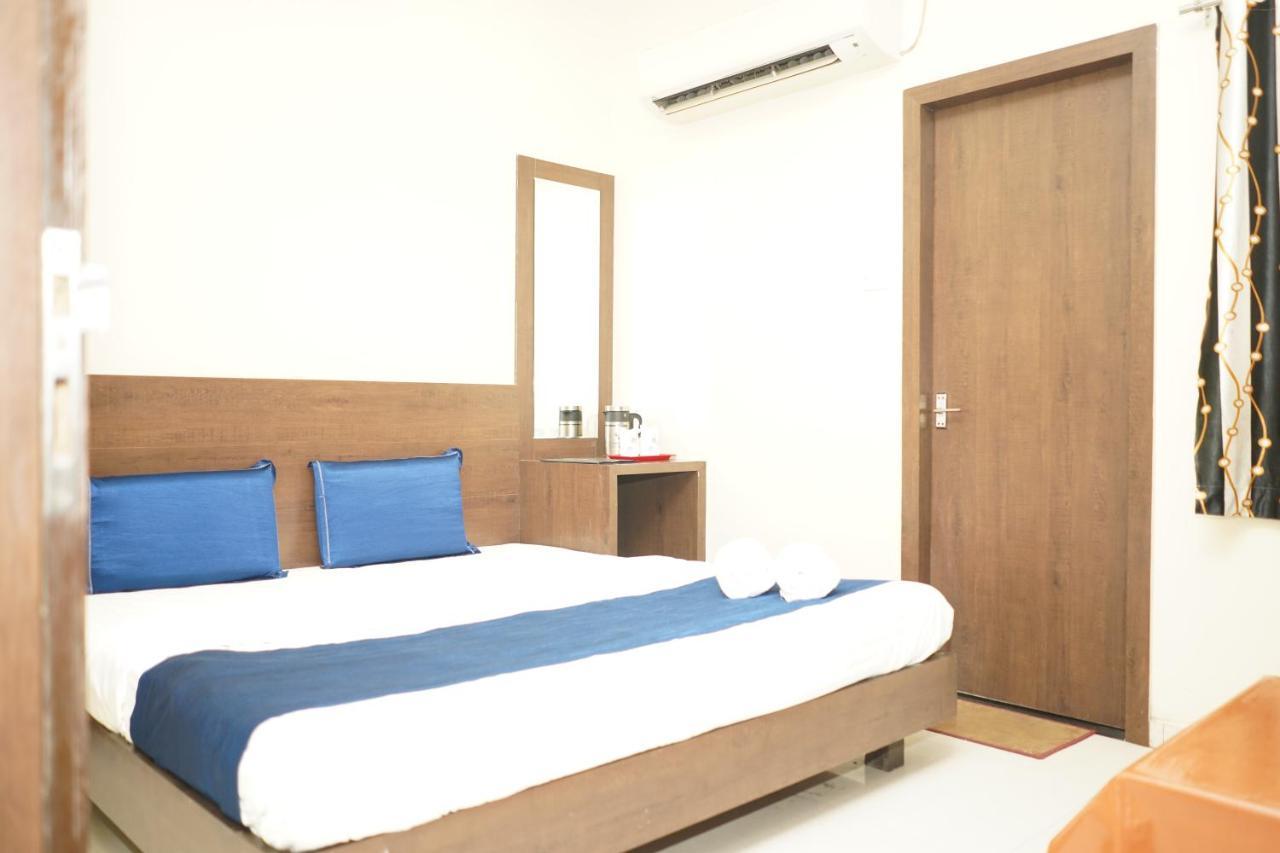 Hotel Satyug Ujjain Eksteriør bilde