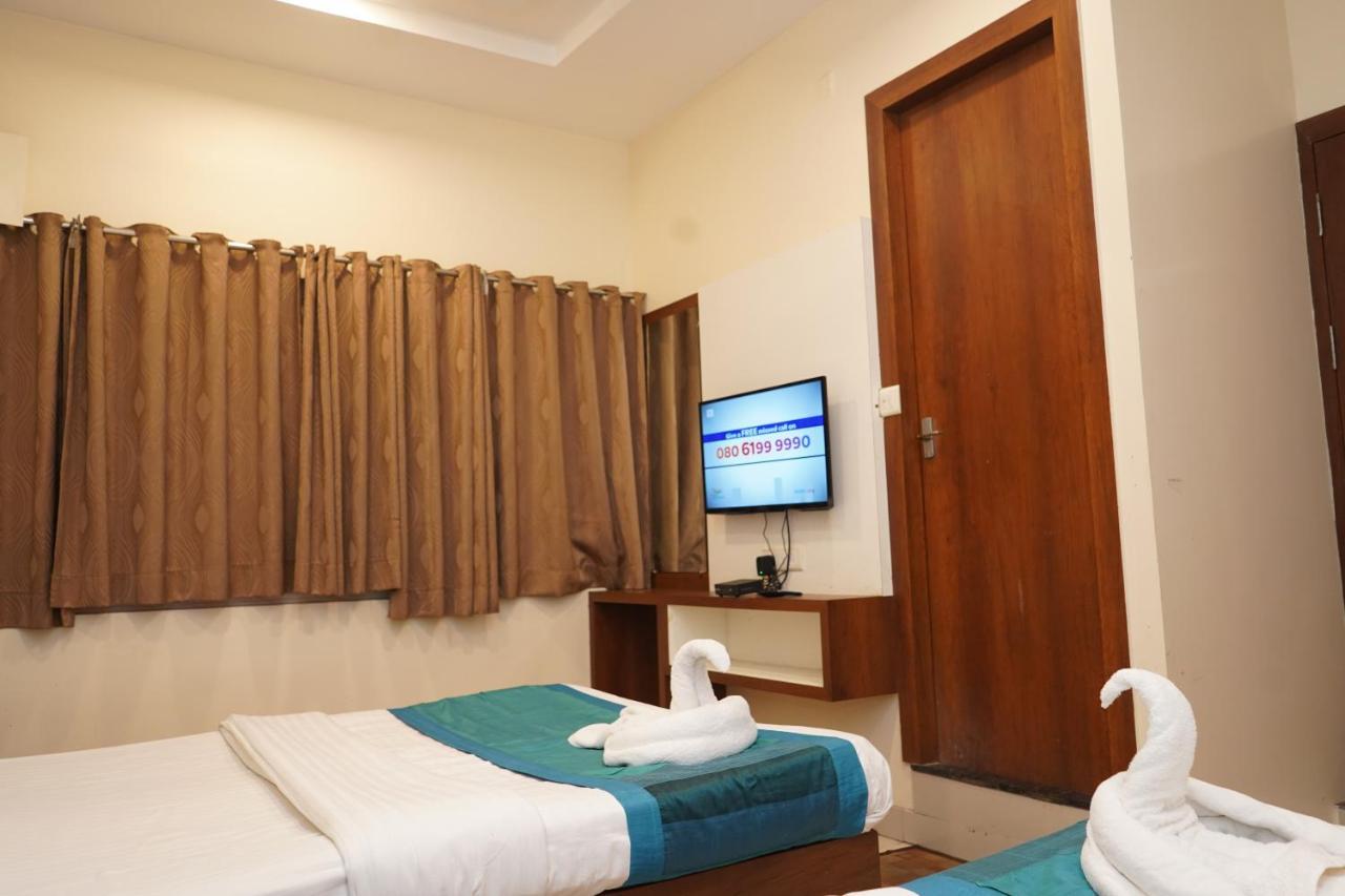 Hotel Satyug Ujjain Eksteriør bilde