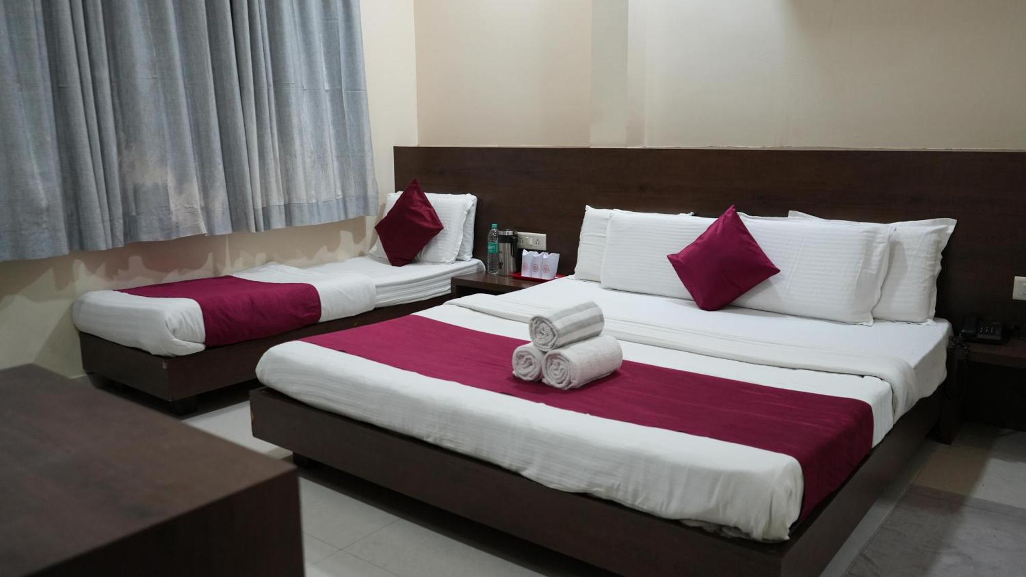 Hotel Satyug Ujjain Eksteriør bilde