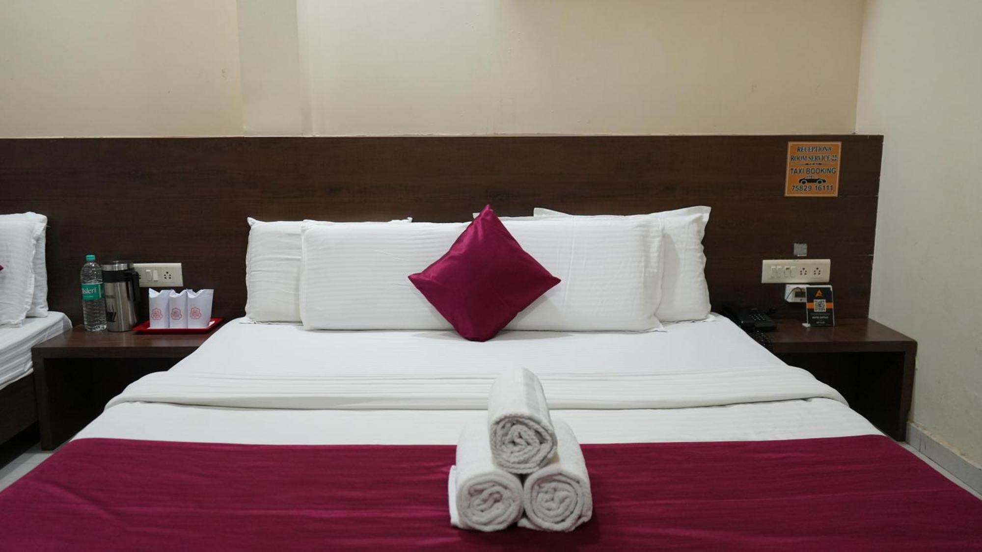 Hotel Satyug Ujjain Eksteriør bilde
